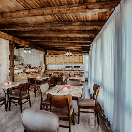 Kismet Cave Mansion מלון גורמה