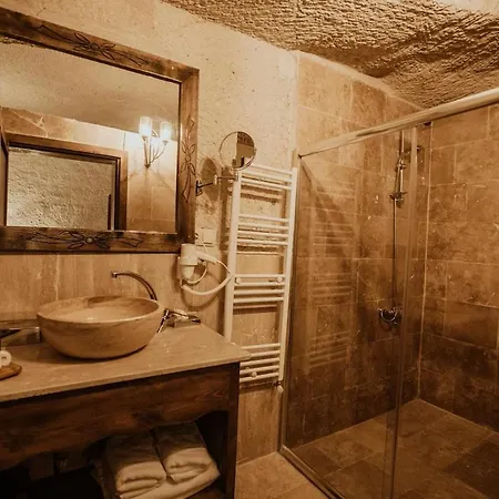 מלון Kismet Cave Mansion 5*