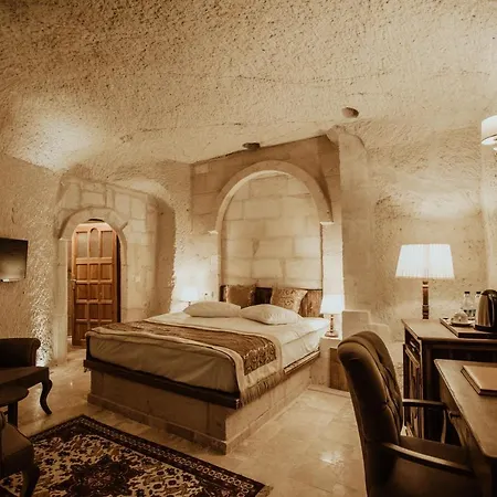 Kismet Cave Mansion Hotel